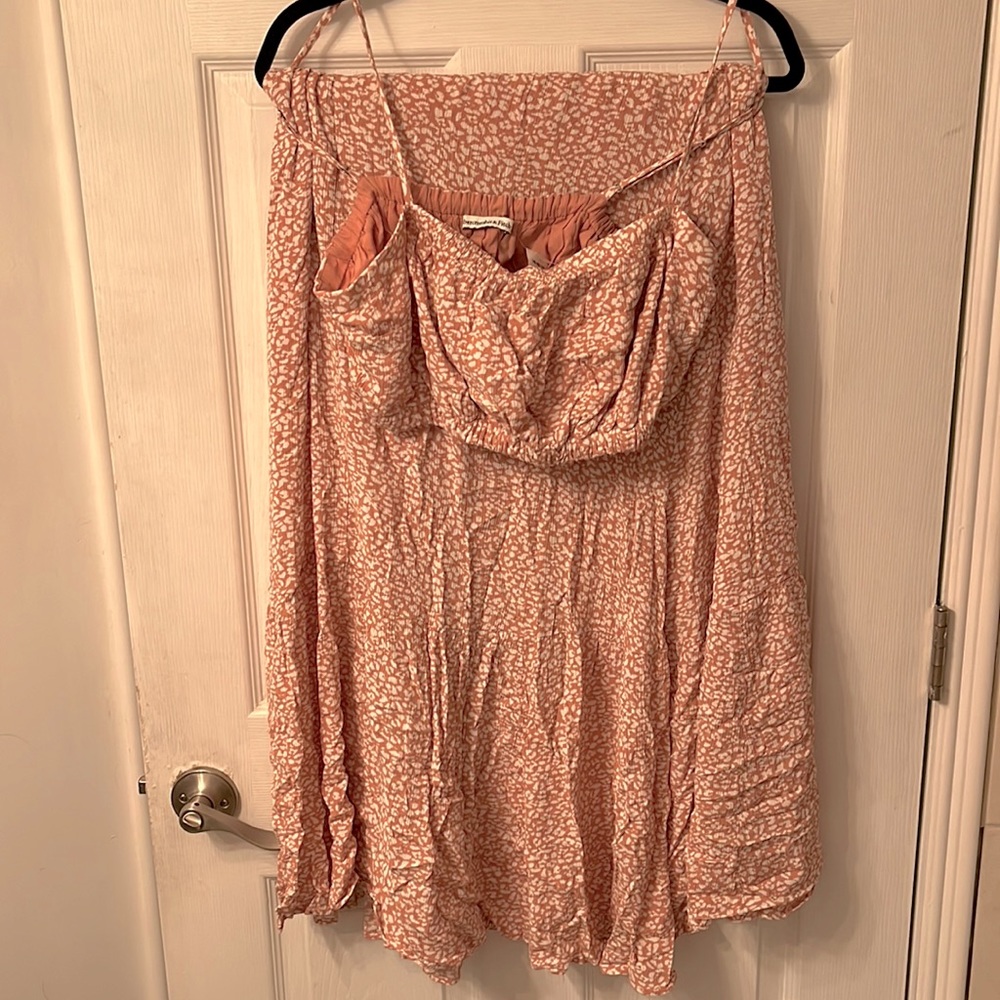 Abercrombie matching set (crop top + maxi skirt), both size m